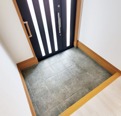 お手入れ 〈玄関まわり編〉住まいの顔である玄関をキレイに！