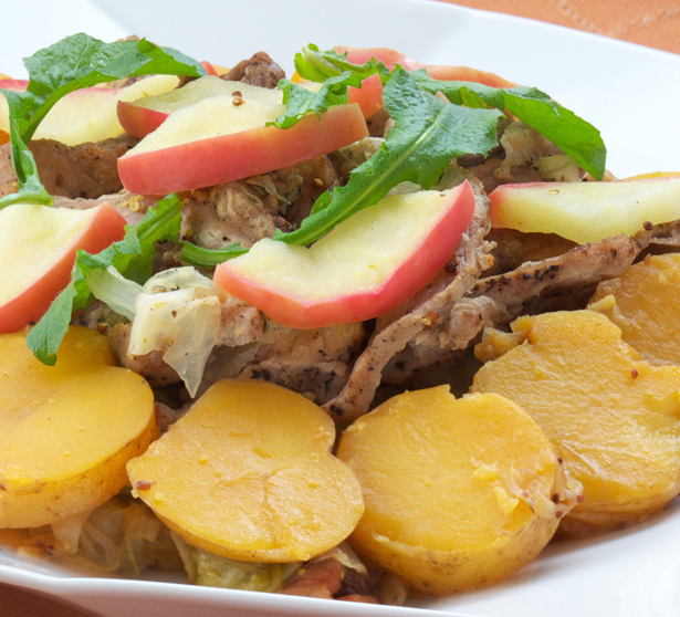 豚かたまり肉とリンゴのポットロースト