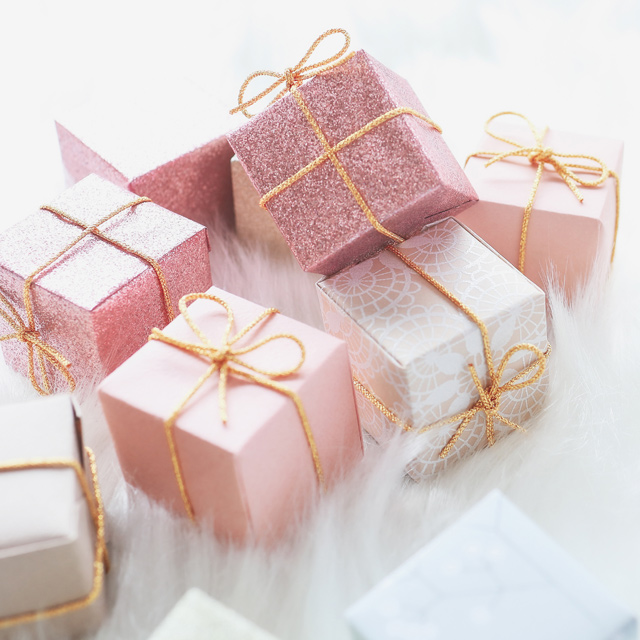 ギフトラッピングで暮らしを彩る