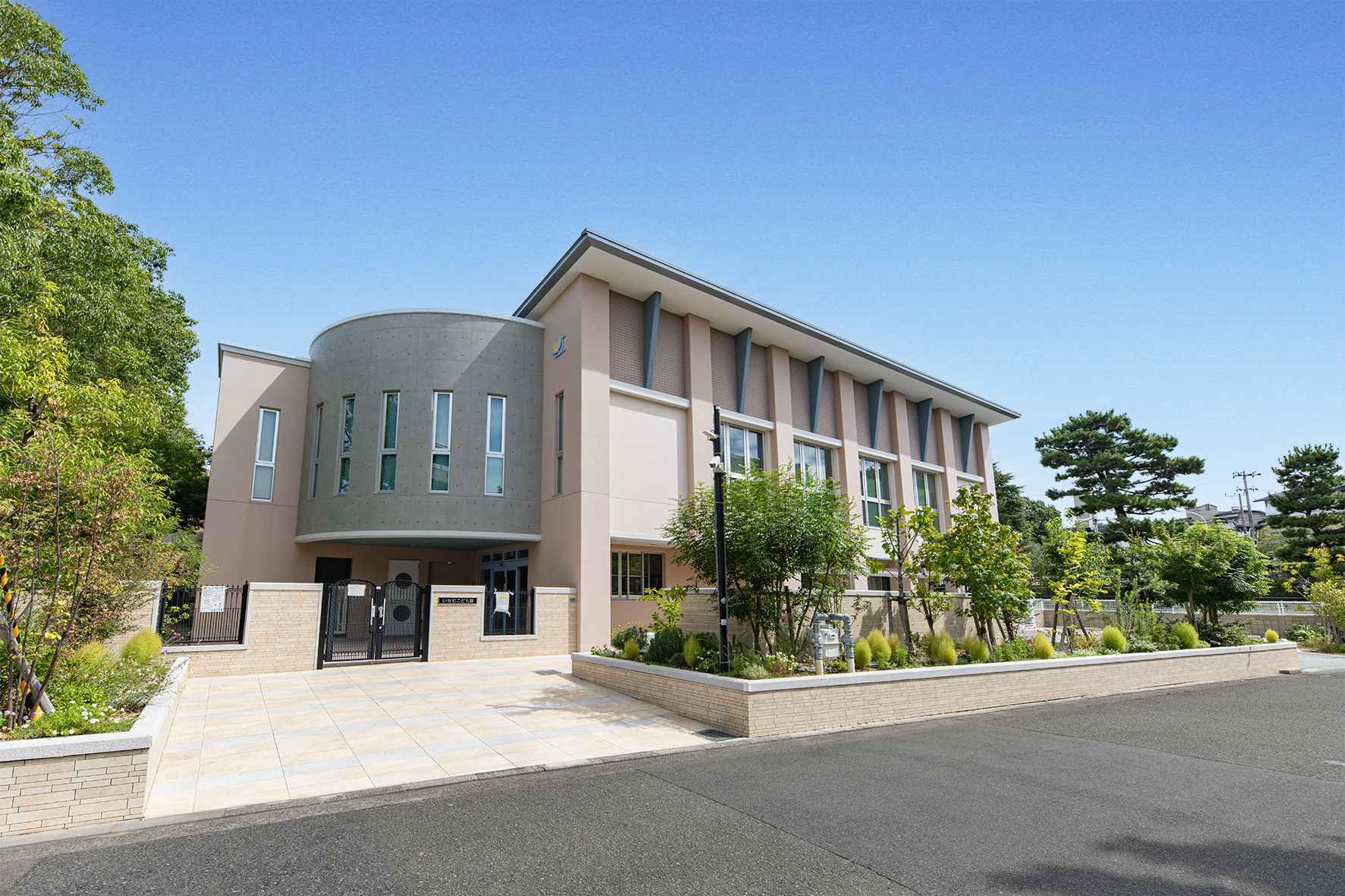 いせ虹こども園（約500ｍ）