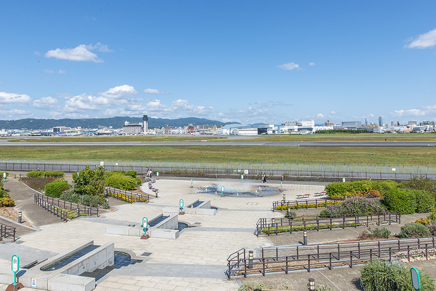 伊丹スカイパーク（約5300m）