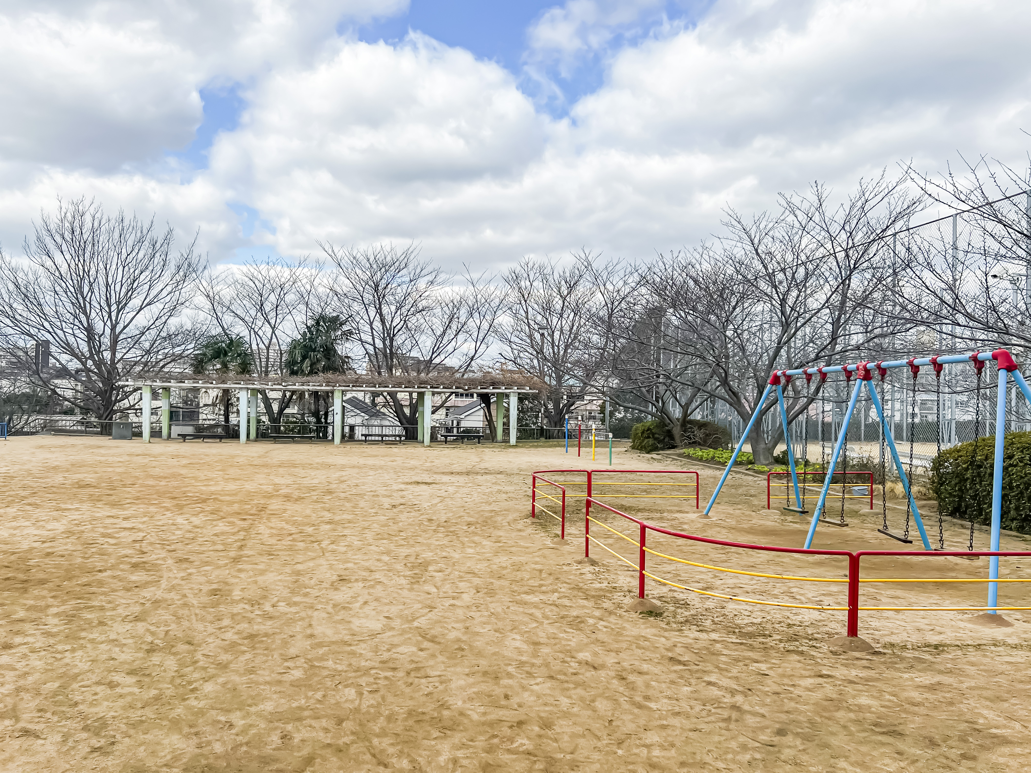多聞台中央公園（約410ｍ～450ｍ）