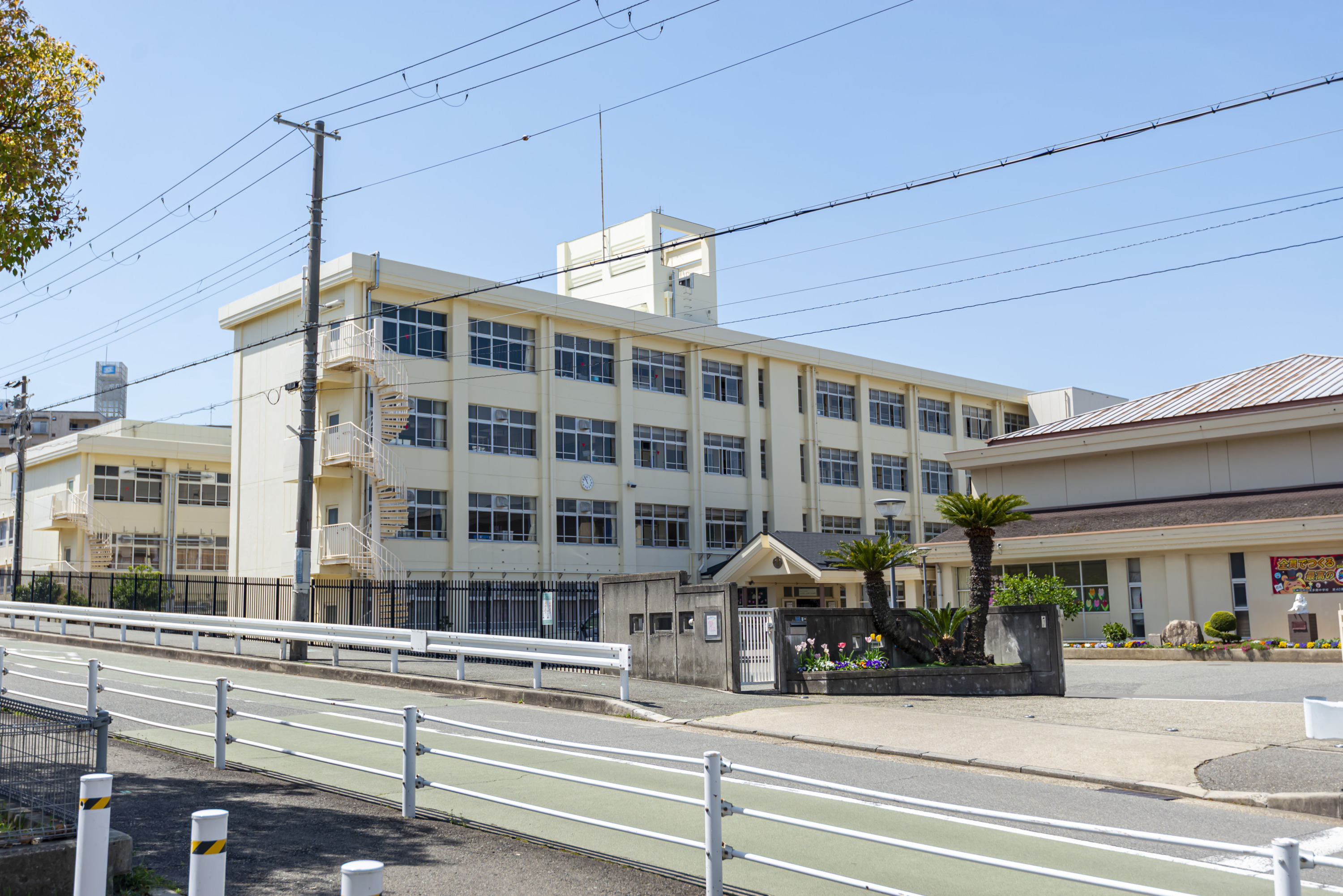 本多聞中学校