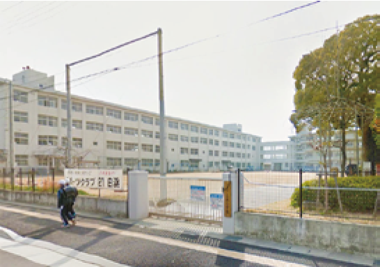 白浜小学校・・・徒歩約18分(約1400ｍ)