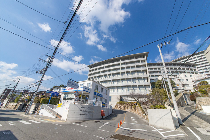 海星病院（約700m）