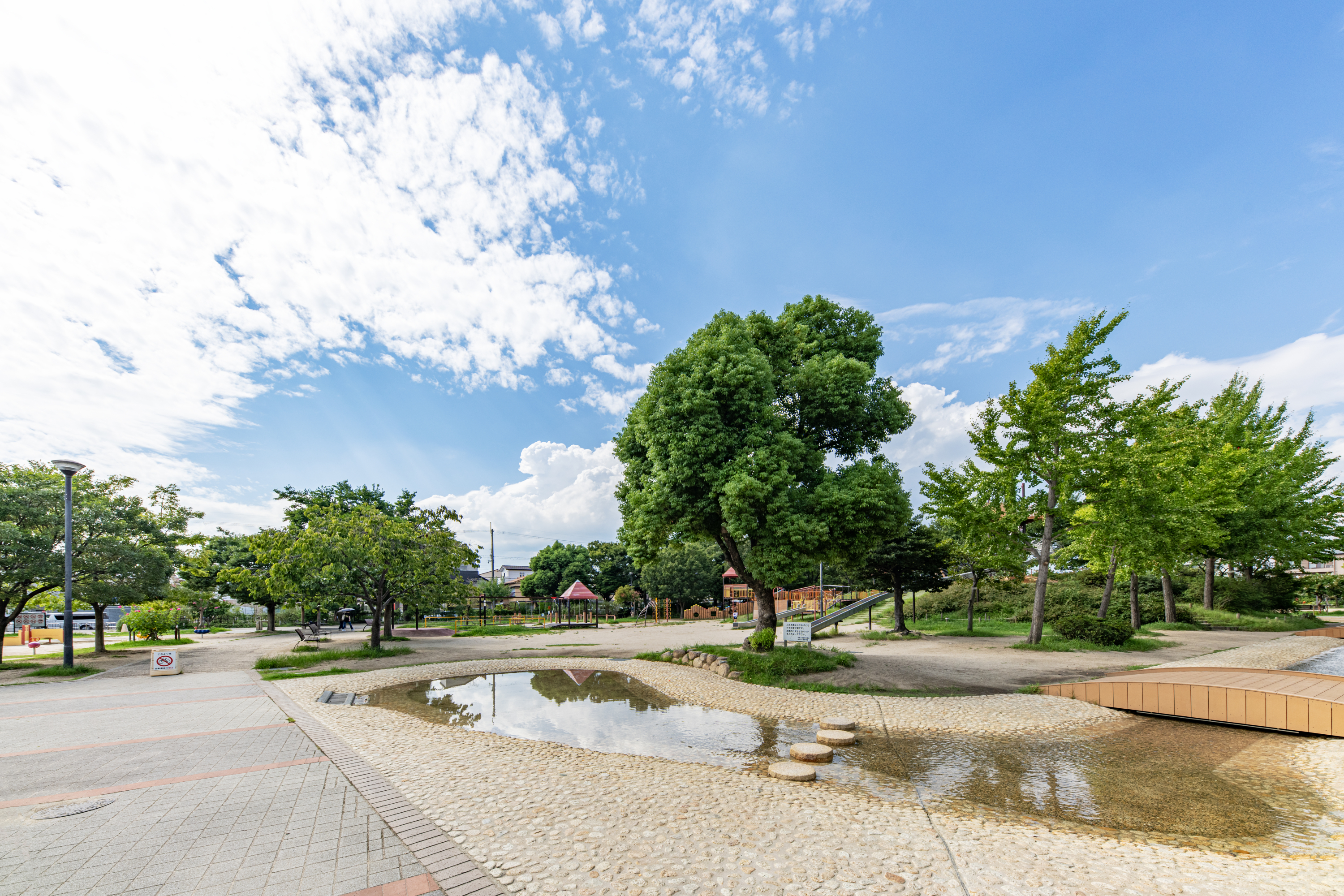 笹原公園（約1100m）