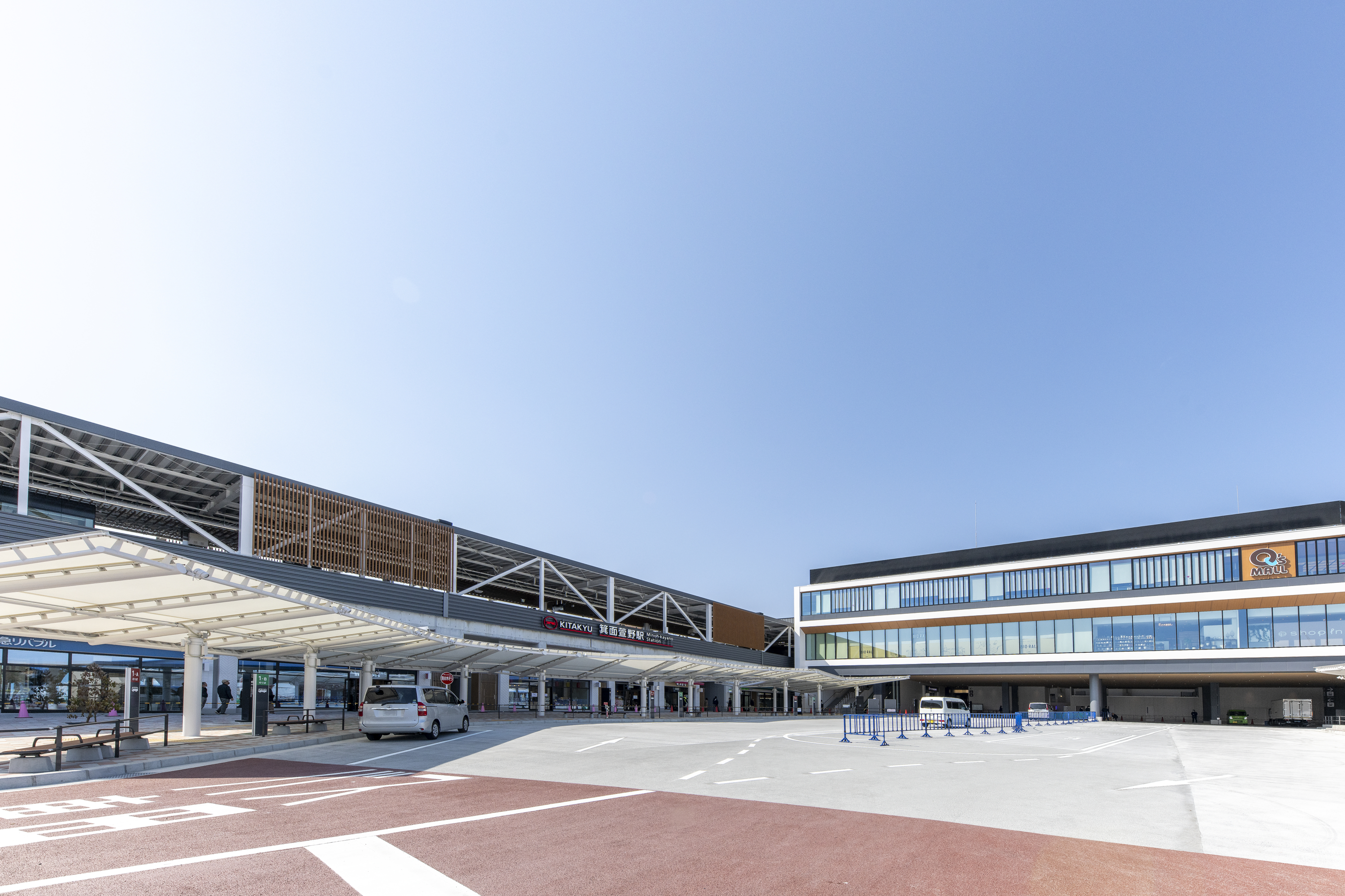 新駅「箕面萱野駅」（約1300～1380ｍ）