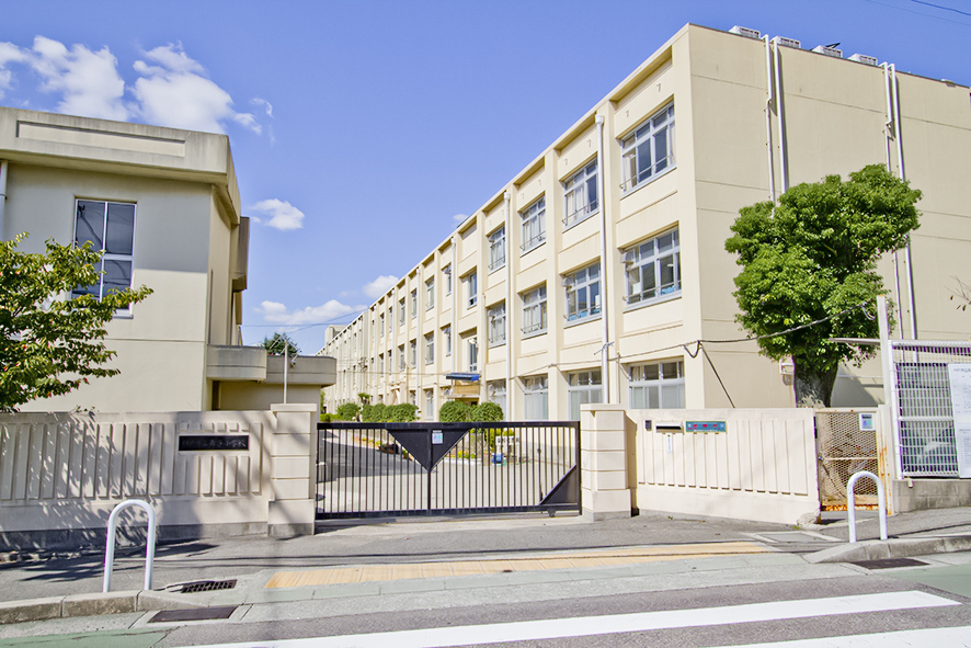 舞子小学校（約530ｍ～550ｍ）