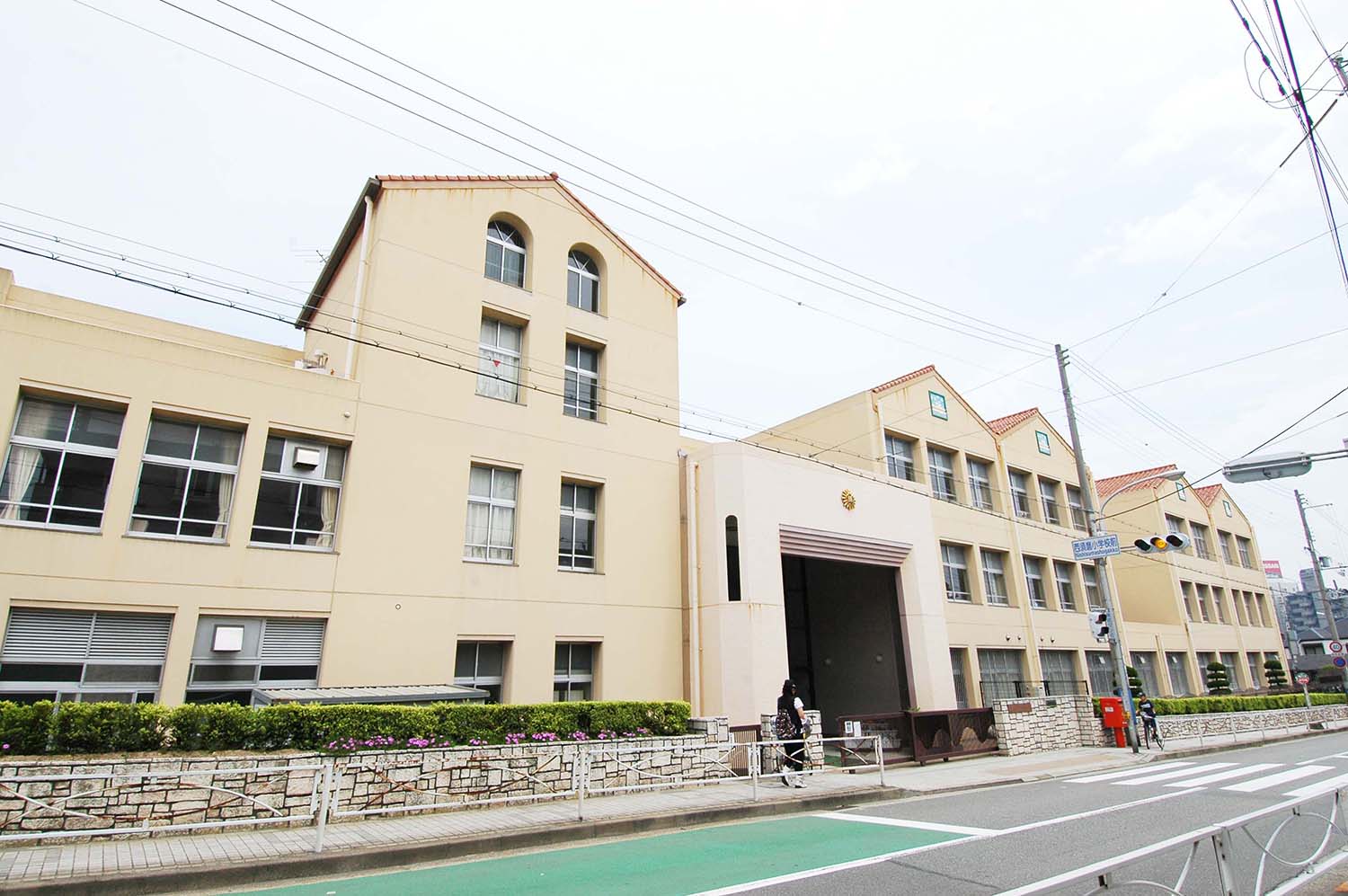 西須磨小学校（約345ｍ～355ｍ）