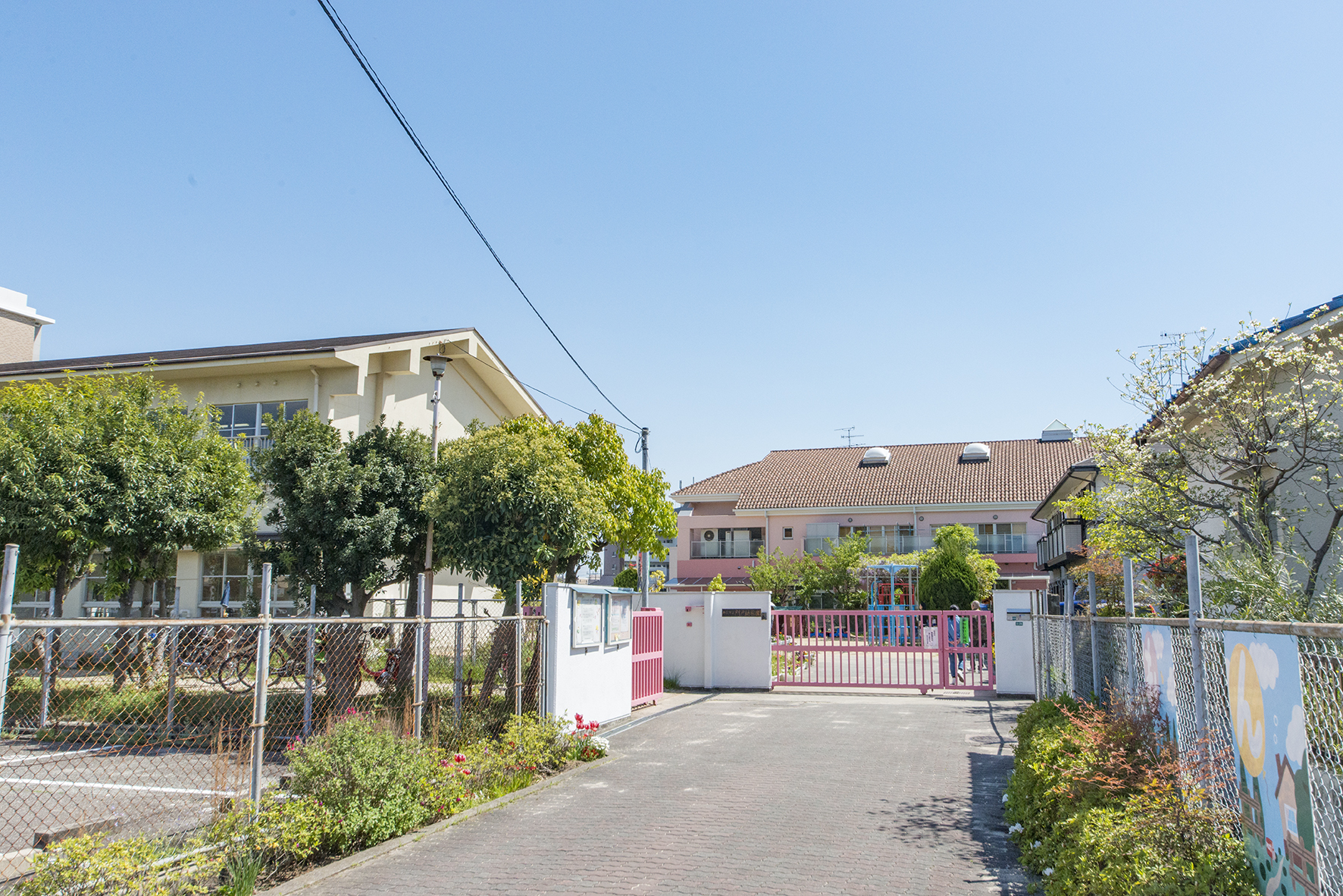 門戸幼稚園（約1900m）