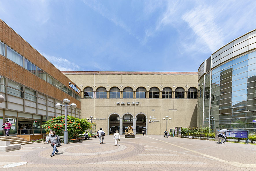 宝塚阪急百貨店（約1400ｍ）